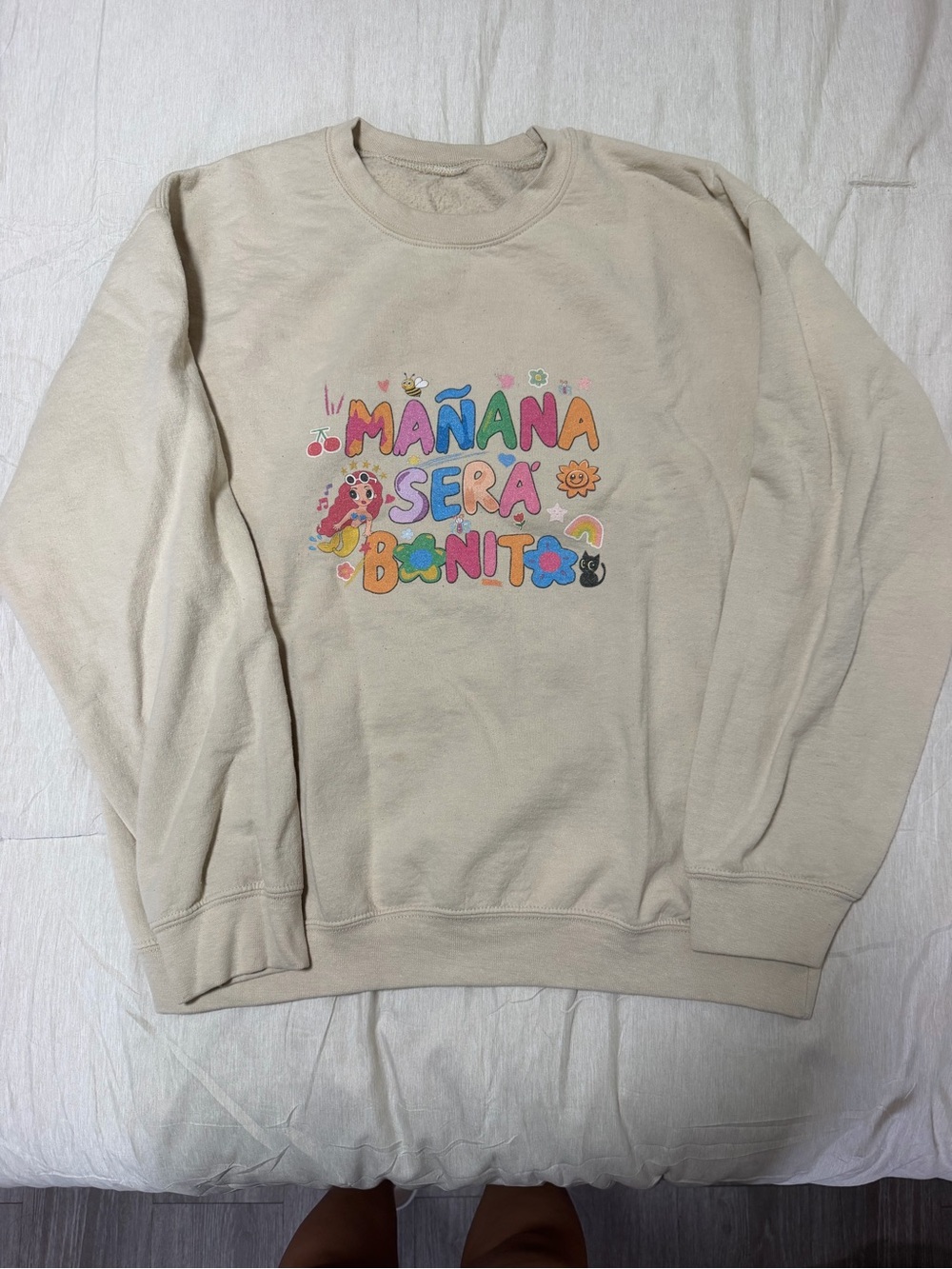 Cream Graphic Crewneck Sweatshirt - Mañana Será Bonito